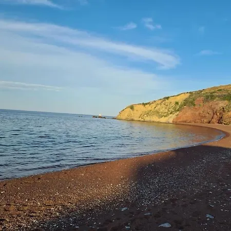 μικρο σπιτι διπλα στο κυμα 度假居 Agia Pelagia (Kythira)
